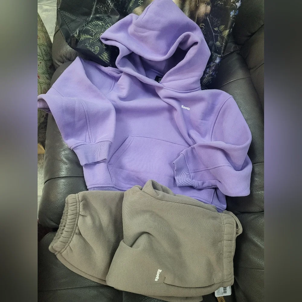 ROOTS womens Cloud Jogger And Hoodie Set Small - Picture 16 of 16